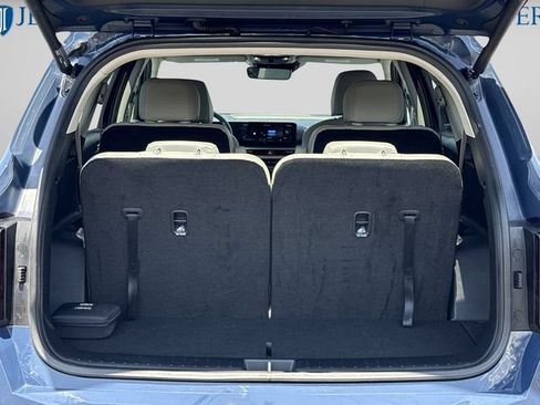 Used 2025 Kia Sorento EX w/ Panoramic Sunroof Package FWD image 17