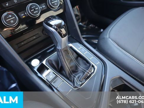 Used 2024 Volkswagen Taos SE image 30