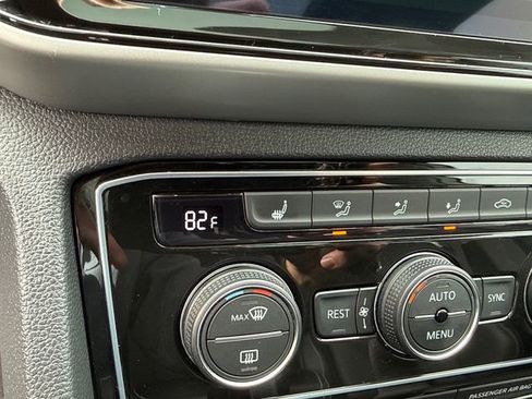 Certified 2023 Volkswagen Atlas SEL image 20