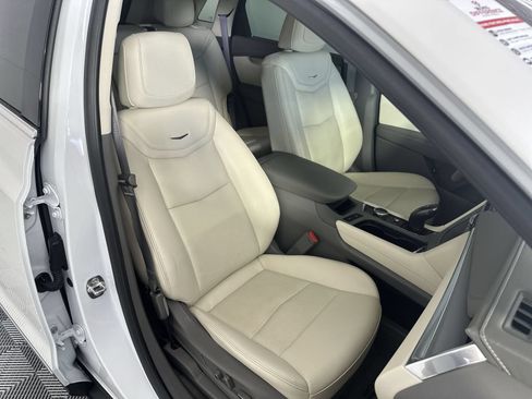 Used 2024 Cadillac XT5 Premium Luxury w/ Technology Package FWD image 27