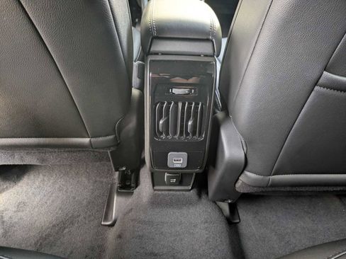 New 2025 Jeep Compass Limited w/ Sun & Sound Group image 28