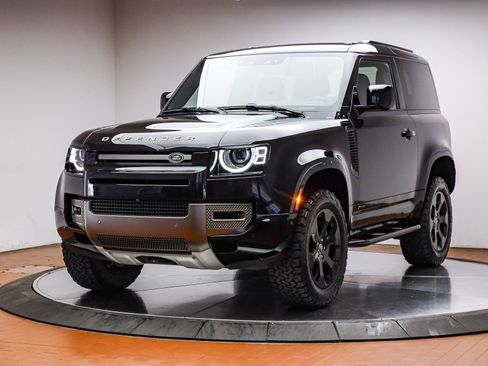 Used 2021 Land Rover Defender 90 X-Dynamic S image 1