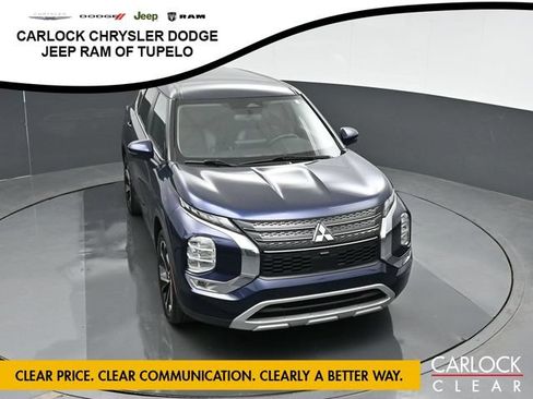 Used 2024 Mitsubishi Outlander SE Black Edition FWD image 37