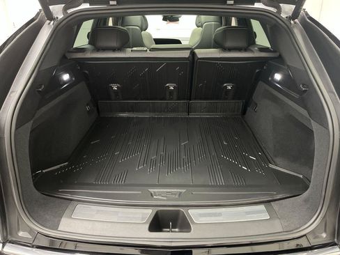 Certified 2024 Cadillac Lyriq Tech w/ LPO, Floor Liner Package AWD/4WD image 32