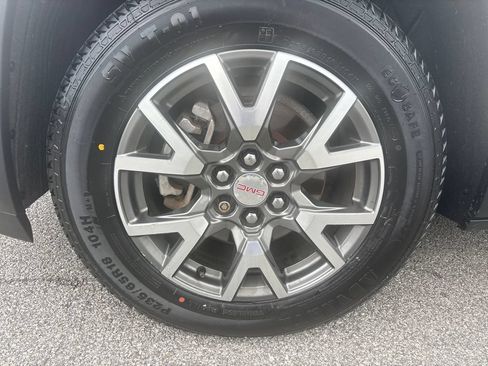 Used 2020 GMC Acadia SLE FWD image 31