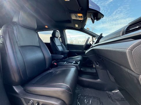 Used 2023 Honda Odyssey Sport image 29