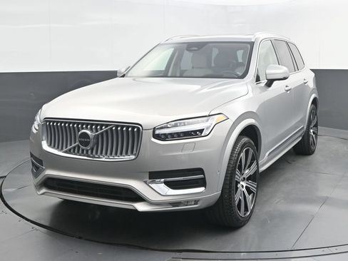 Certified 2025 Volvo XC90 B6 Ultra w/ Protection Package AWD/4WD image 1