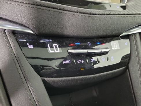 Certified 2024 Cadillac XT6 Luxury AWD/4WD image 31