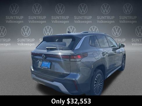 New 2026 Volkswagen Tiguan S image 5