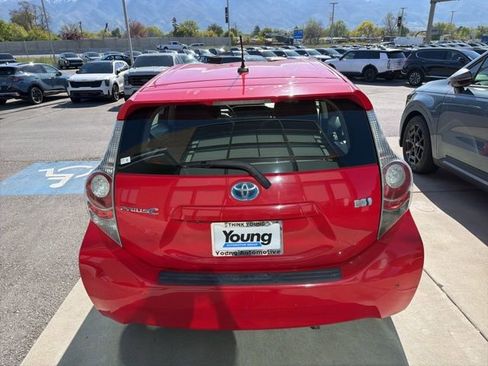Used 2014 Toyota Prius C Three FWD image 5
