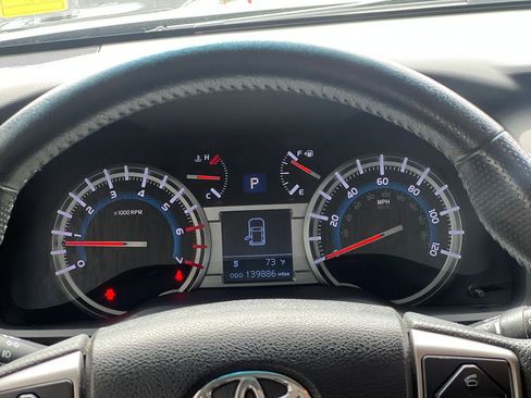 Used 2019 Toyota 4Runner Limited AWD/4WD image 30