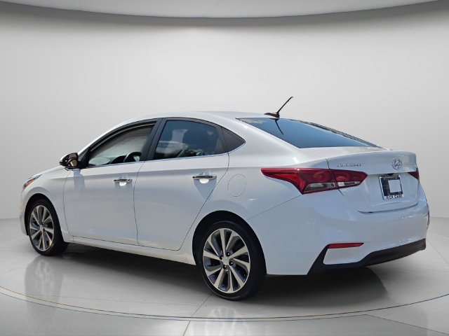 Used 2022 Hyundai Accent Limited FWD image 6