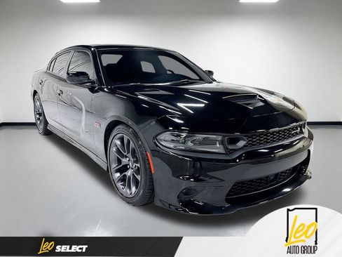 Used 2023 Dodge Charger Scat Pack w/ Plus Group RWD image 5
