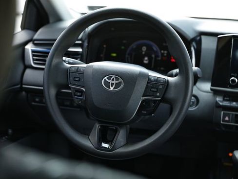 Used 2025 Toyota Camry LE FWD image 27