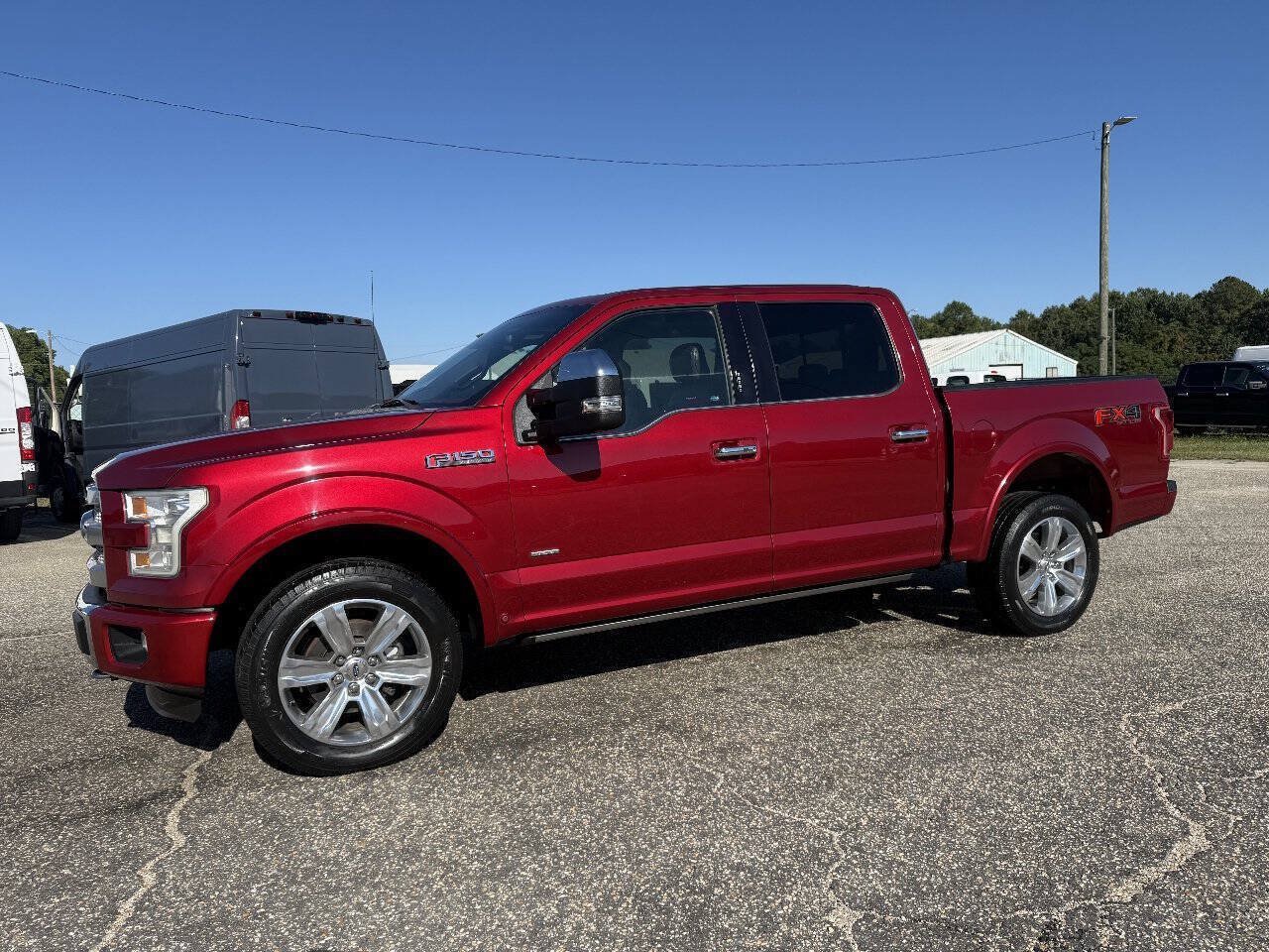 Used 2016 Ford F150 Platinum w/ Equipment Group 701A Luxury AWD/4WD image 24
