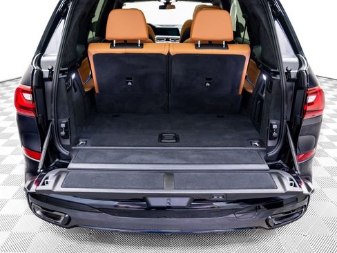 Certified 2022 BMW X7 xDrive40i w/ M Sport Package image 34