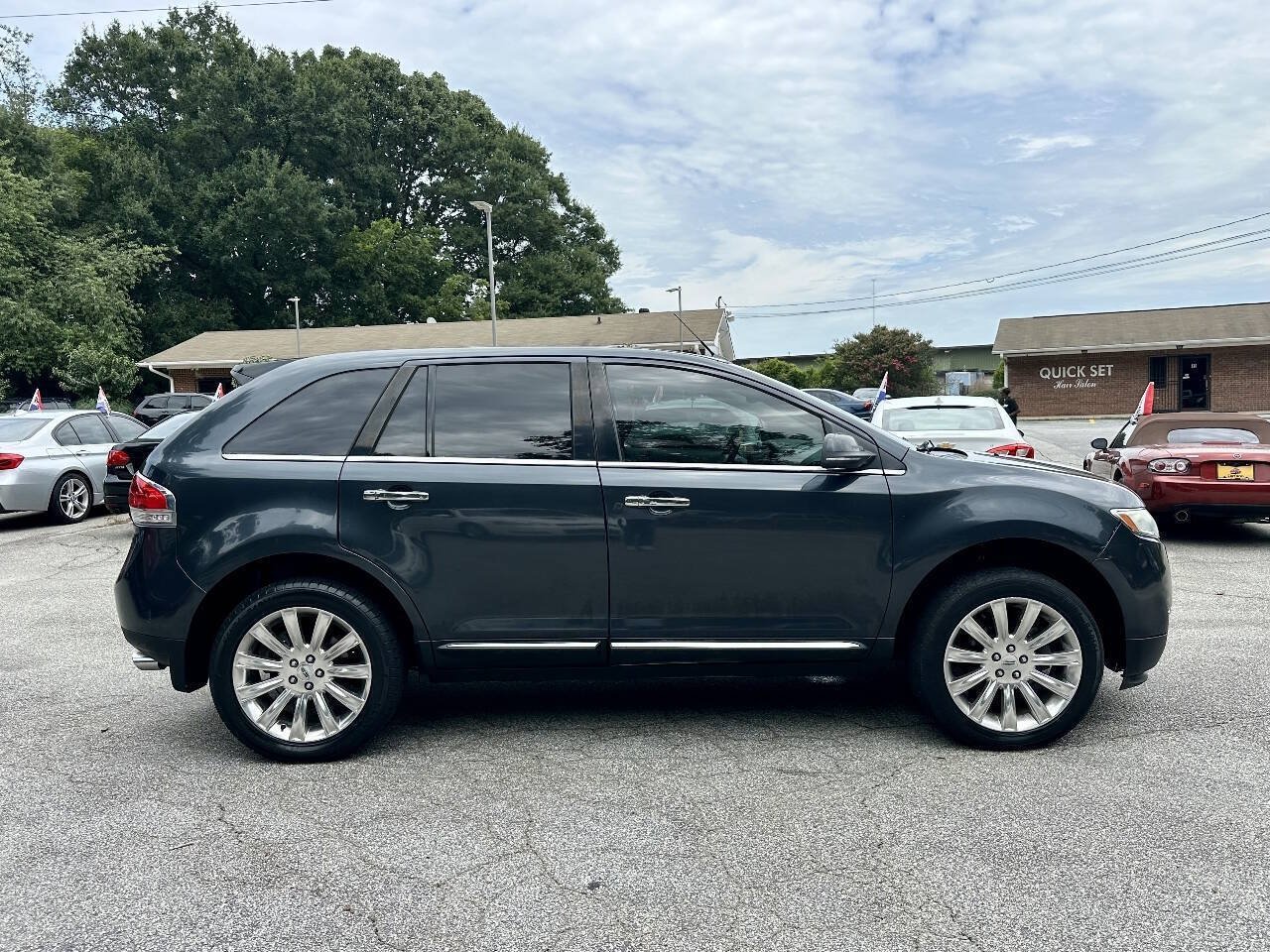 Used 2014 Lincoln MKX AWD w/ Equipment Group 102A image 8