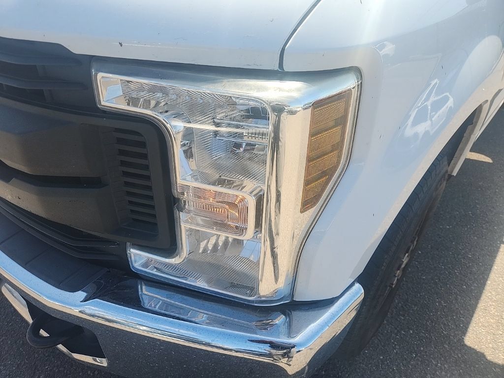 Used 2018 Ford F250 XL w/ XL Value Package RWD image 5