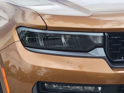 New 2026 Jeep Grand Cherokee L Summit AWD/4WD image 16