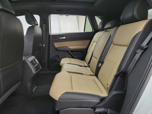Used 2022 Volkswagen Atlas Cross Sport SE AWD/4WD image 27