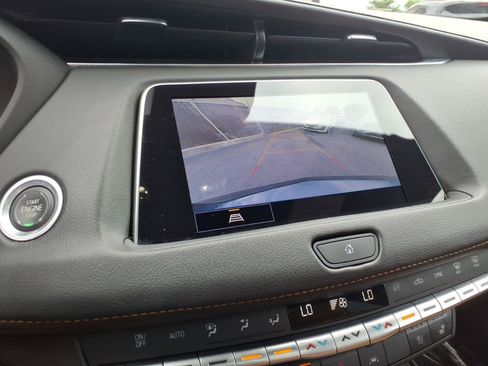 Certified 2023 Cadillac XT4 Premium Luxury AWD/4WD image 28
