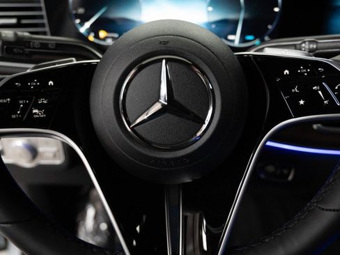 New 2026 Mercedes-Benz GLE 580 4MATIC image 24