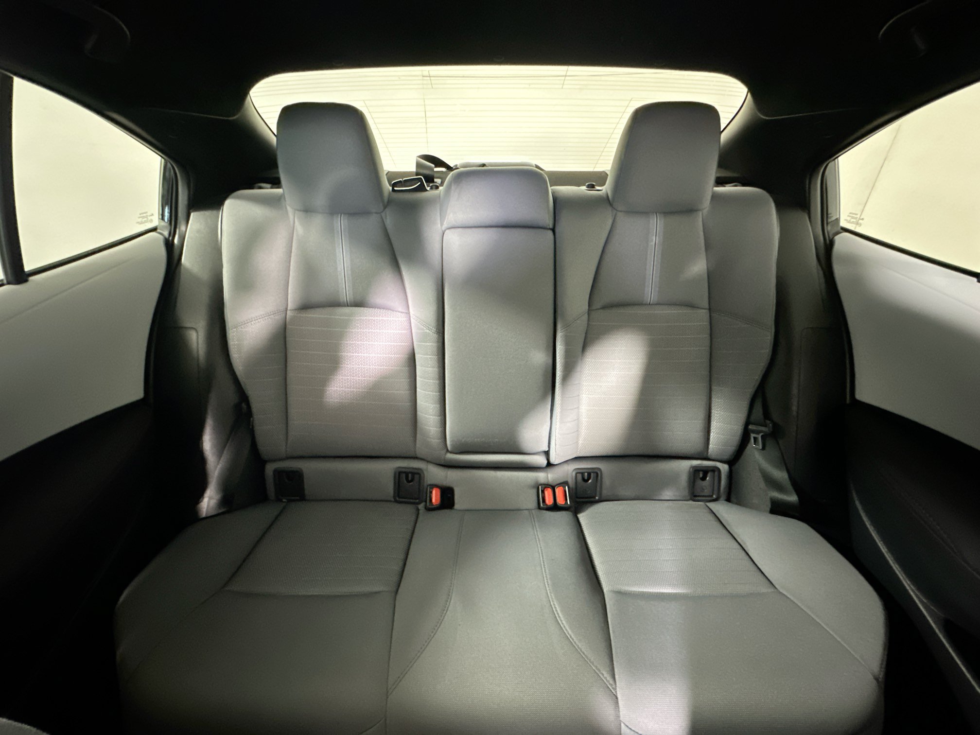 Used 2025 Toyota Corolla SE FWD image 30