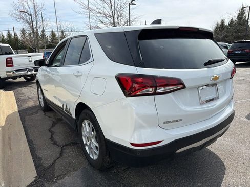 Used 2024 Chevrolet Equinox LT FWD image 4