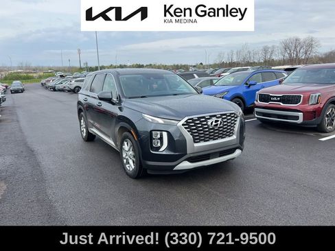 Used 2020 Hyundai Palisade SE image 3