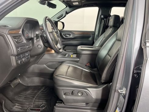 Used 2021 Chevrolet Tahoe High Country w/ Premium Package image 22