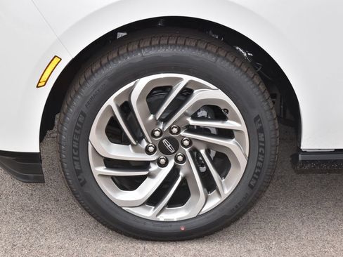 New 2026 Lincoln Navigator Reserve AWD/4WD image 42