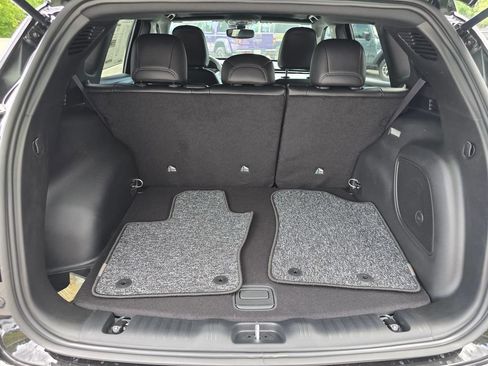 New 2026 Jeep Compass Latitude AWD/4WD image 13