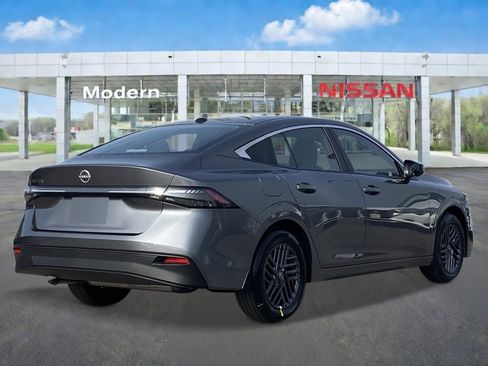 New 2026 Nissan Sentra SV w/ Floor Mat Package FWD image 4