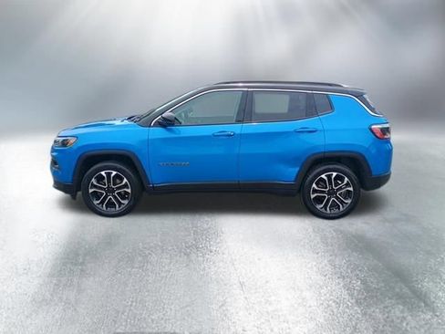 Used 2022 Jeep Compass Limited AWD/4WD image 3