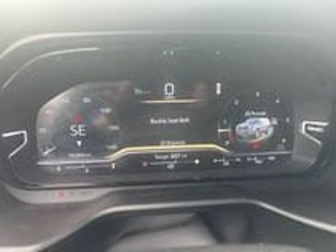 Used 2023 GMC Yukon Denali AWD/4WD image 4