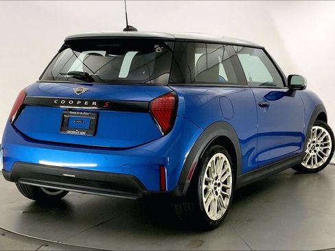 Certified 2025 MINI Cooper S FWD image 12
