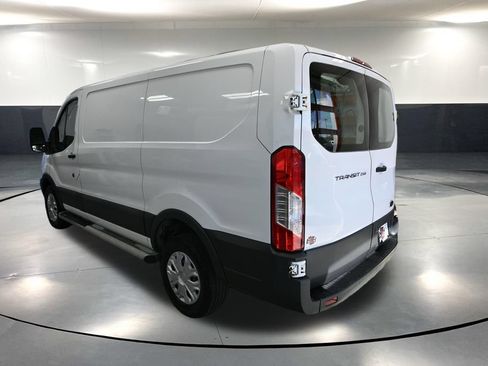 Used 2017 Ford Transit 250 130 Low Roof w/ Exterior Upgrade Package RWD image 6