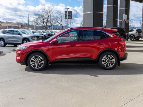 Used 2020 Ford Escape SEL image 4