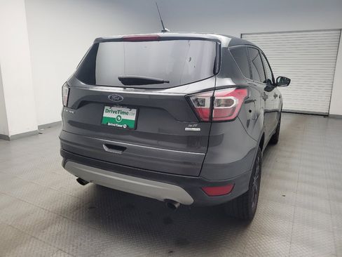 Used 2017 Ford Escape SE FWD image 7