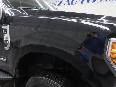 Used 2019 Ford F350 Lariat image 30