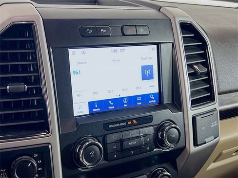 Used 2019 Ford F150 Lariat image 16