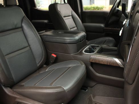 Used 2020 GMC Sierra 1500 Denali w/ Denali Ultimate Package AWD/4WD image 27