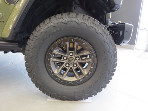 New 2025 Jeep Wrangler Unlimited Rubicon 392 image 9