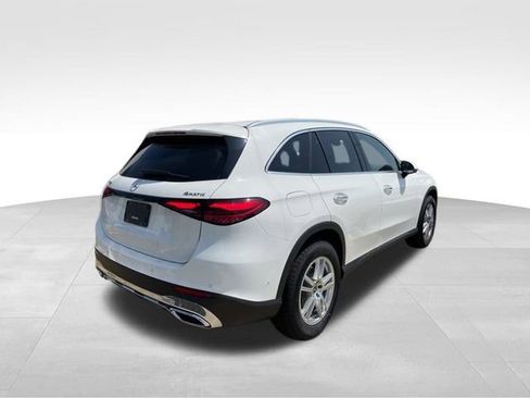 Used 2025 Mercedes-Benz GLC 300 4MATIC image 7