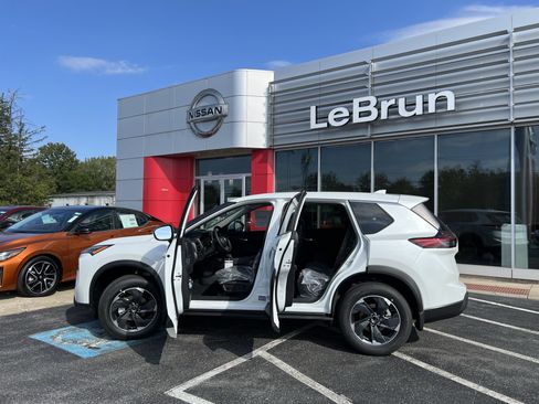 New 2026 Nissan Rogue SV image 2