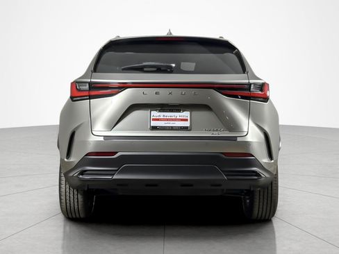 Used 2024 Lexus NX 350h AWD image 4