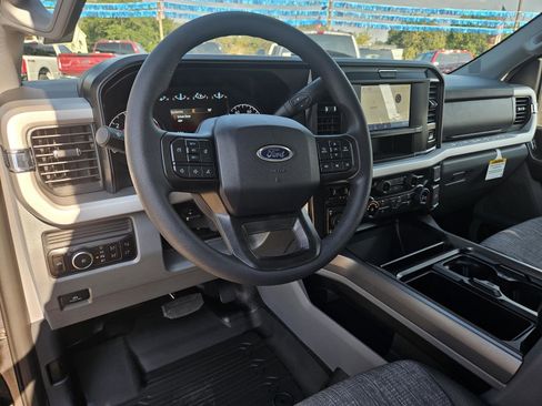 New 2026 Ford F350 XLT w/ FX4 Off-Road Package AWD/4WD image 24