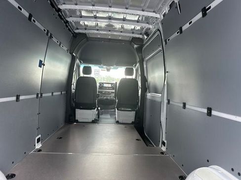 New 2026 Mercedes-Benz Sprinter 2500 image 29
