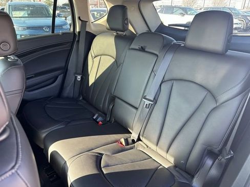 Used 2020 Buick Envision Essence image 31