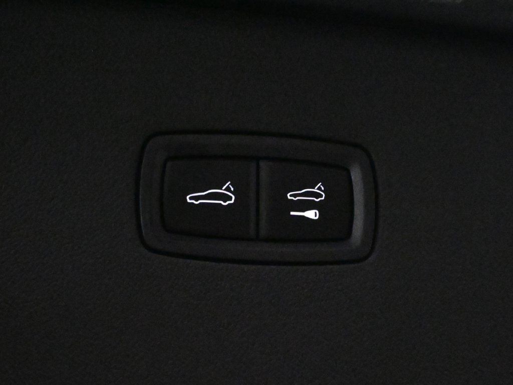 Used 2026 Porsche Cayenne Coupe AWD/4WD image 44